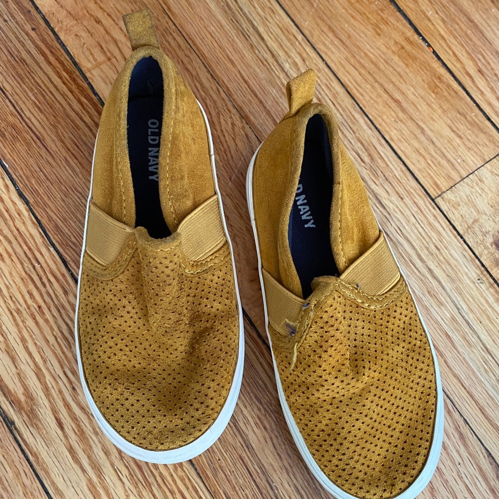 Toddler shoe size 8